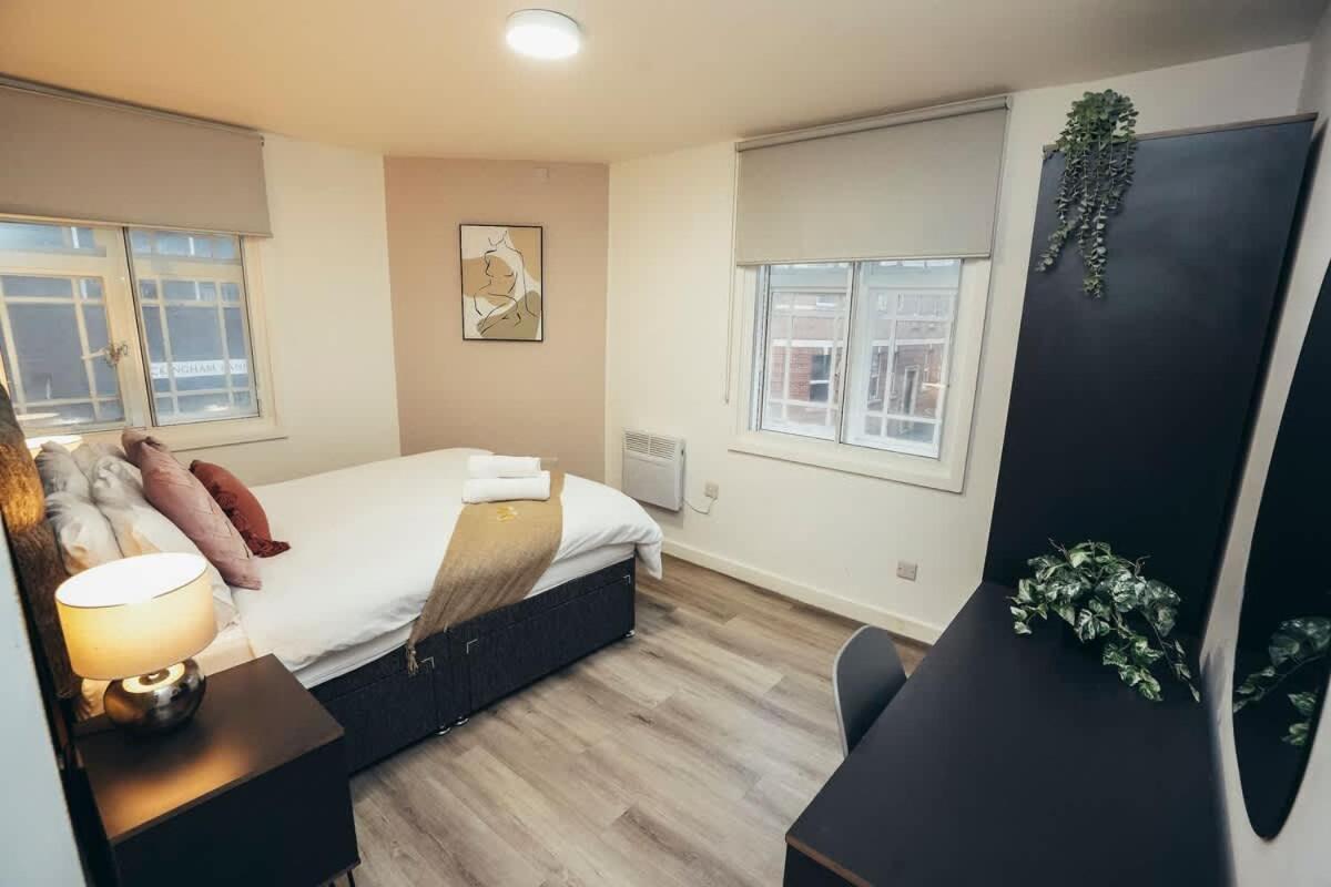 2Br City Centre Apt, Self Check In, Wifi, By Derbnb シェフィールド エクステリア 写真
