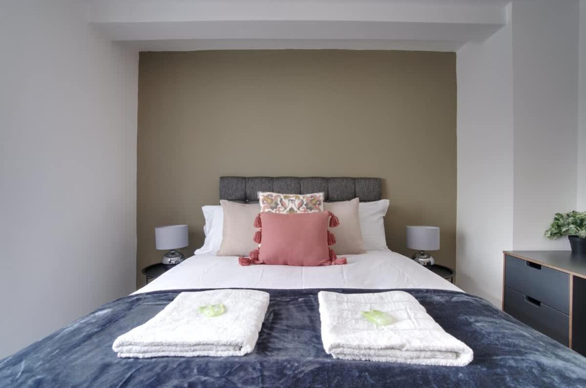 2Br City Centre Apt, Self Check In, Wifi, By Derbnb シェフィールド エクステリア 写真