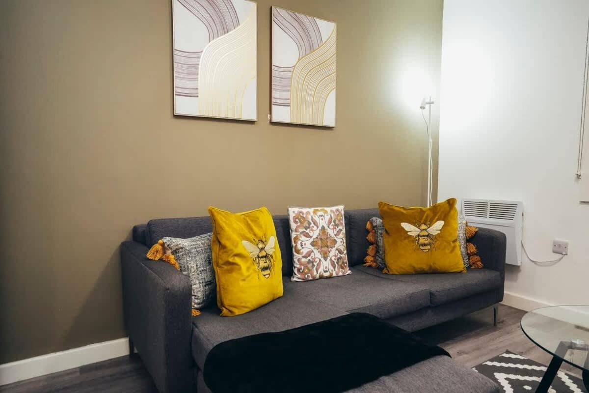 2Br City Centre Apt, Self Check In, Wifi, By Derbnb シェフィールド エクステリア 写真